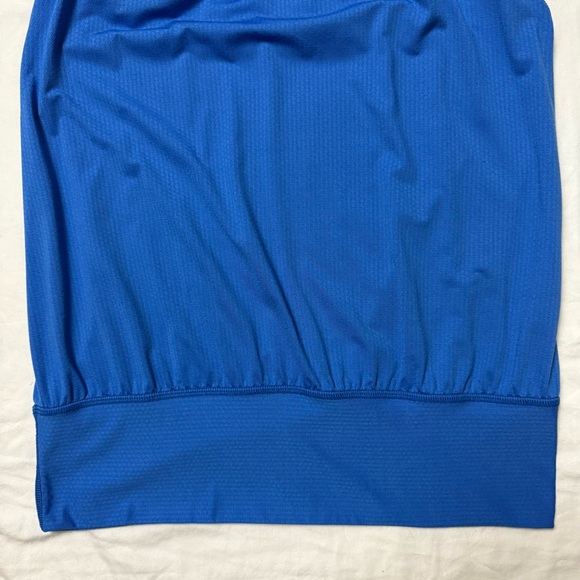 LULULEMON Top Women Size 4 XS Blue No Limits Tank Athletic Gym Training Run - Picture 5 of 13